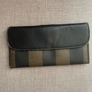 100% authentic Fendi wallet